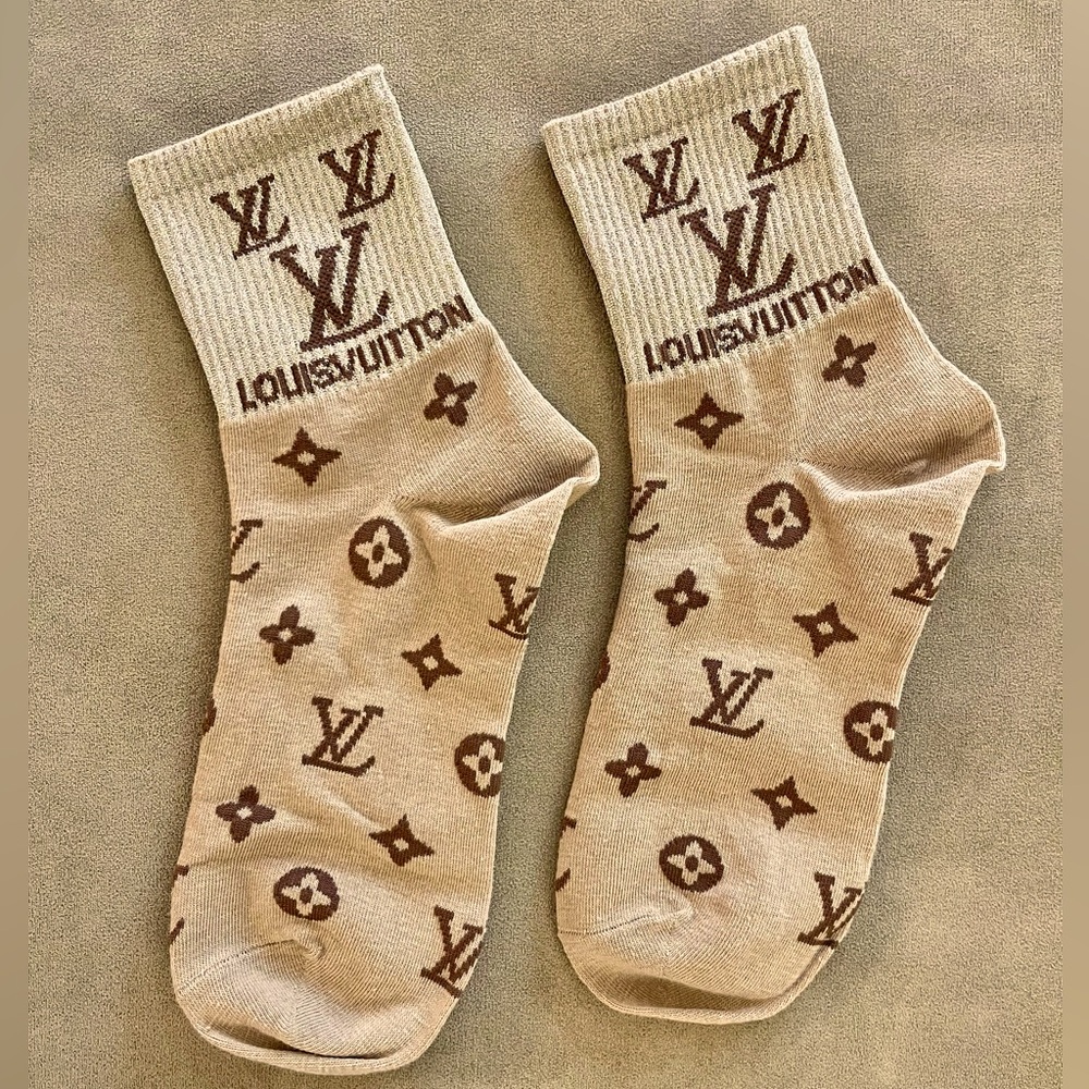 🧦 Monogram Socks 🧦 - Picture 12 of 17
